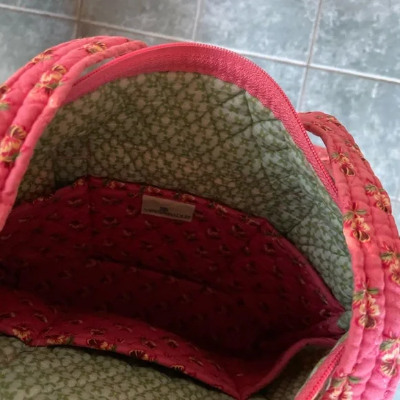Vera Bradley Quilted bag - Picture 2 of 3